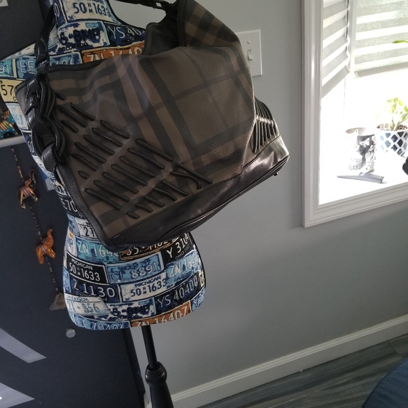 Burberry  Hobo Bag - Picture 4 of 8